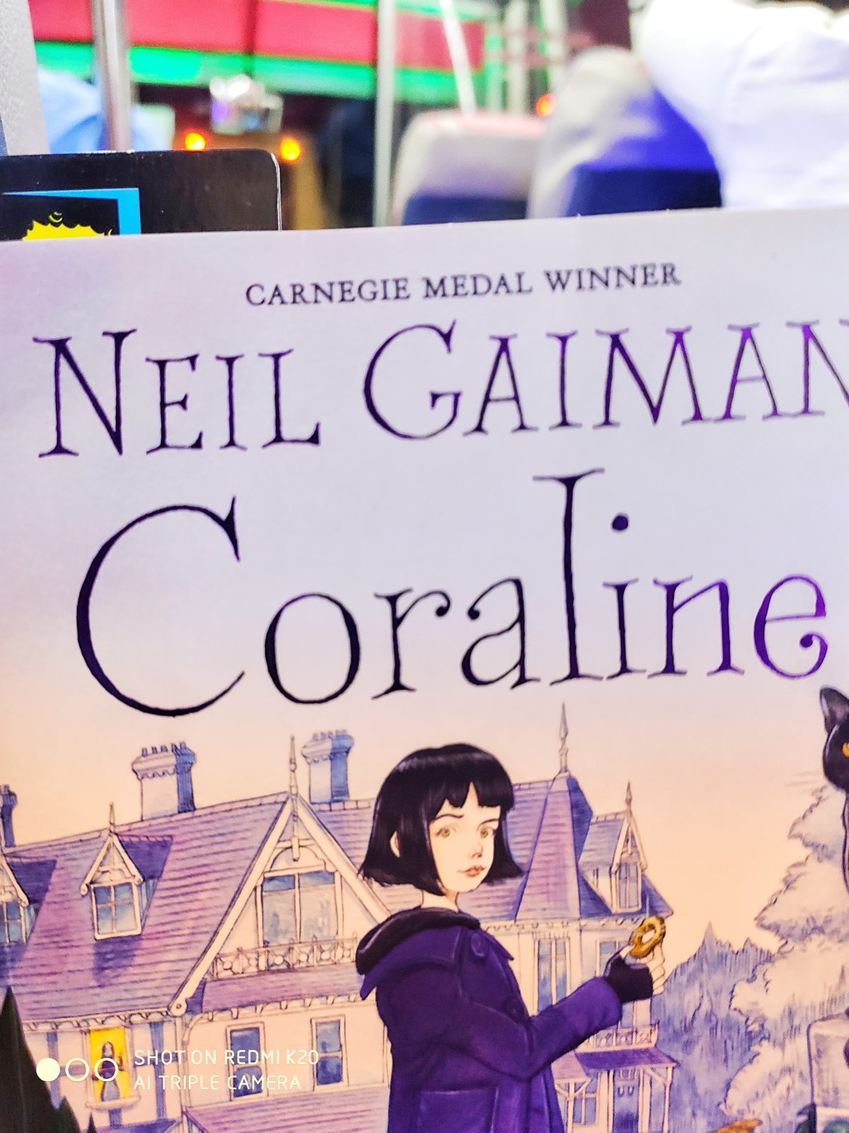 Coraline (Paperback)